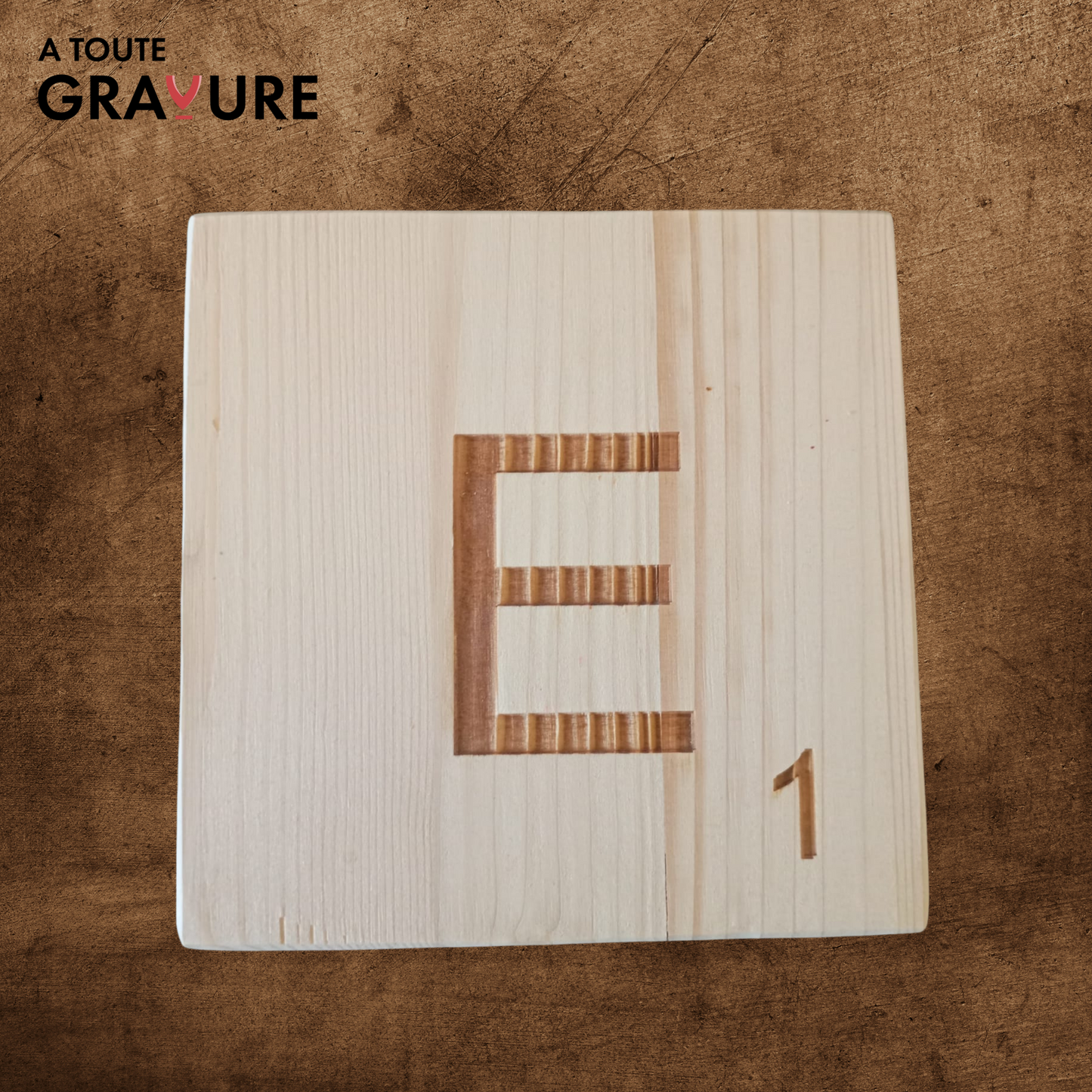 Lettres en bois style Scrabble - Déco murale