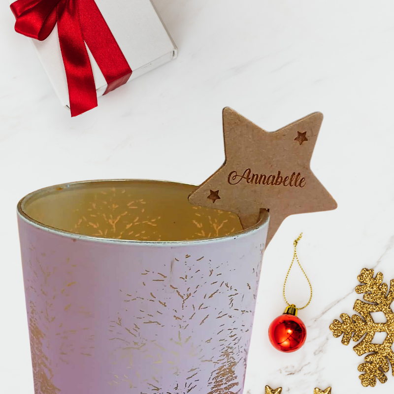 Marque-Place Étoile de Noël Personnalisé en Bois – Décoration de Table Festive