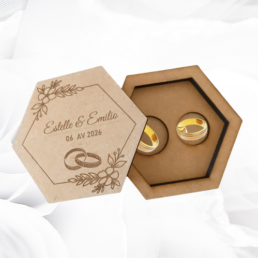Boîte à alliances hexagonale personnalisée – Gravure prénoms & date