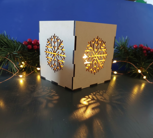 Photophore en bois motif flocon