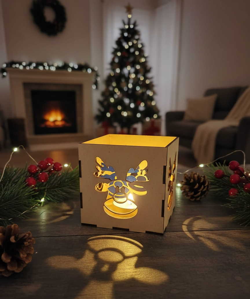 Photophore en bois motif tête de renne de Noël