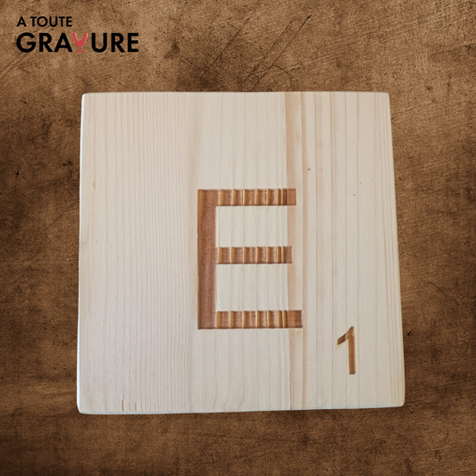 Lettres en bois style Scrabble