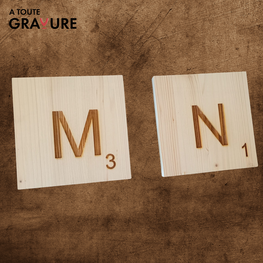 Lettres en bois style Scrabble